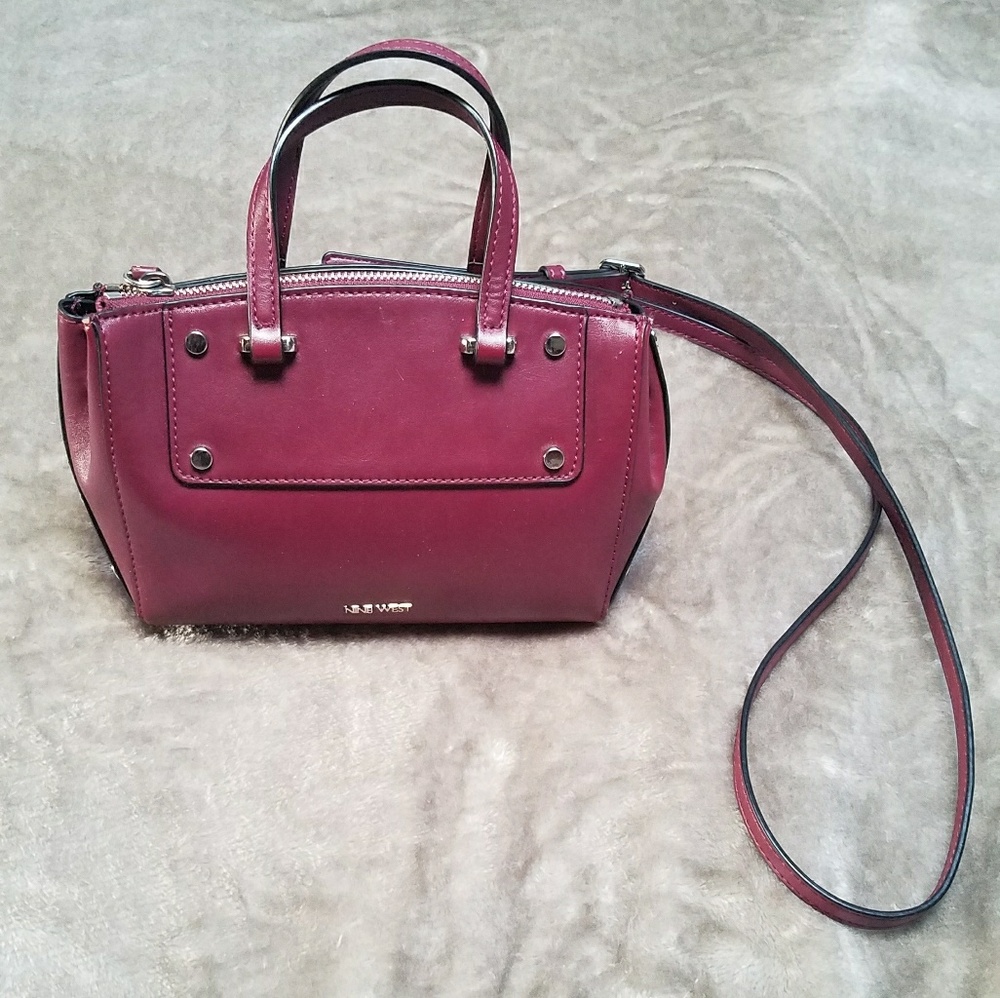 Cranberry Nine West Crossbody
